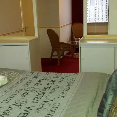 Sewdien's Beverwaard Apartment *